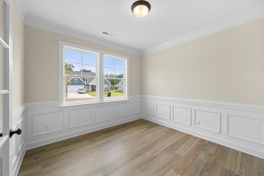 Spacious, unfurnished interior of a new home in Grove Park, Clemmons (Image 20).