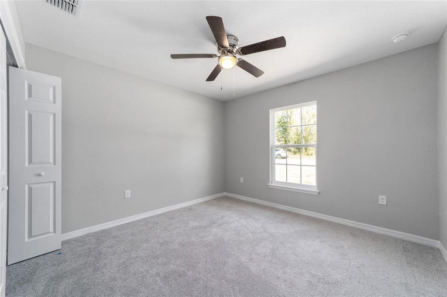 Spacious, unfurnished interior of a new home in , Dunnellon (Image 15).