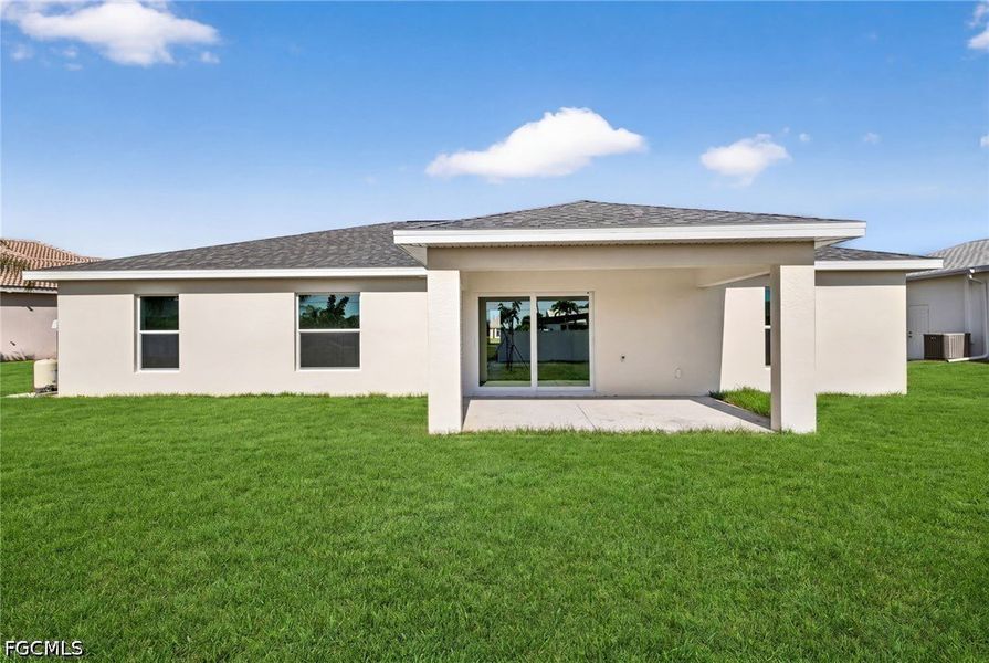 Exterior details and patio area of a home in Cape Coral, Cape Coral (Image 19).