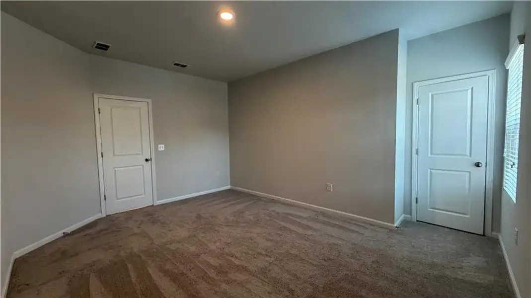 Spacious, unfurnished interior of a new home in Graystone Village, Grayson (Image 27).