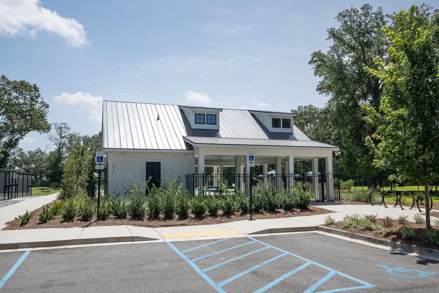 Community amenities in Sea Island Preserve, Johns Island (Image 43).
