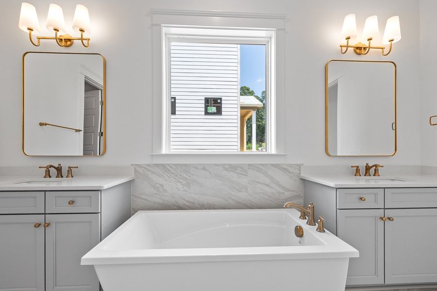 Representative furnished interior of a home built from the The Emerson by RobuckHomes in Stonehenge, Raleigh (Image 117).