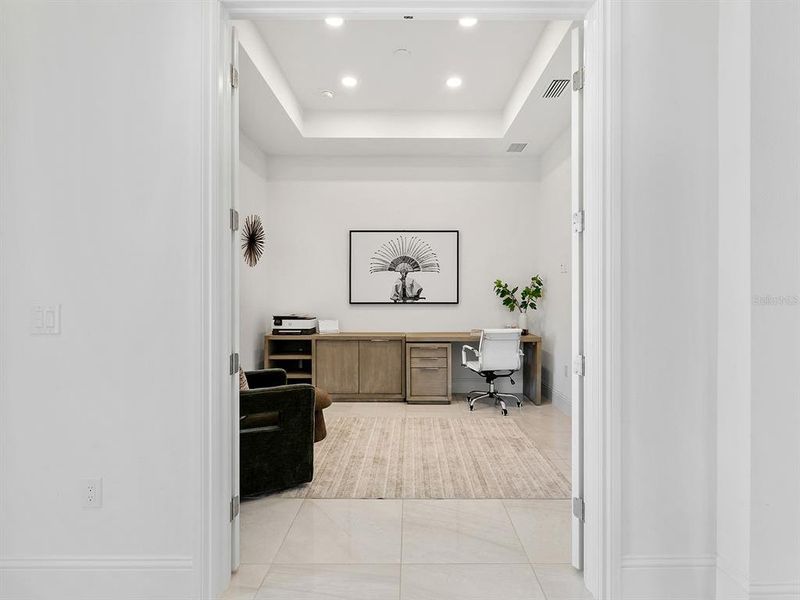 Furnished interior view inside a new home in , Lakewood Ranch (Image 5).