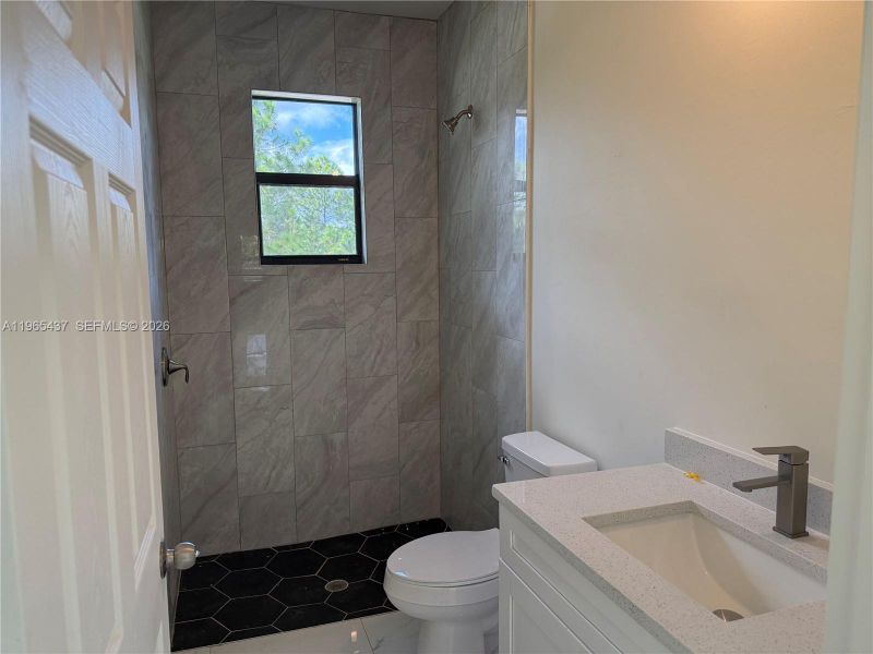 Furnished interior view inside a new home in , Lehigh Acres (Image 4).