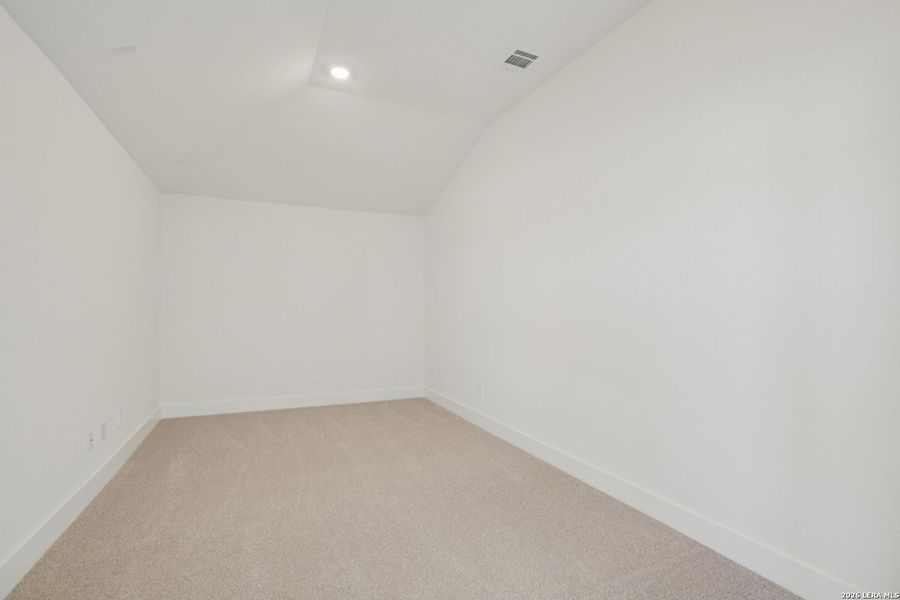 Spacious, unfurnished interior of a new home in Carmel Ranch, Schertz (Image 32). Spacious, unfurnished interior of a new home in Carmel Ranch, Schertz (Image 32).