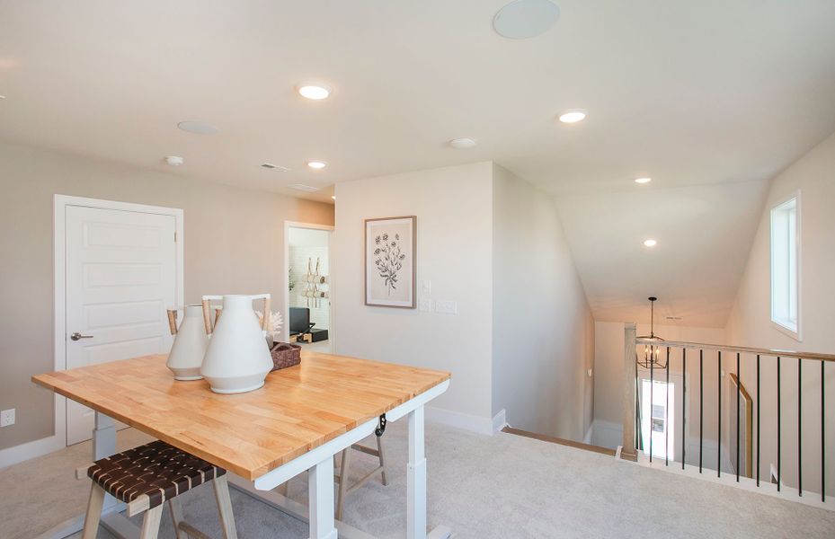 Loft area in new home design at 55+ Active Adult Del Webb near Nashville. Loft area in new home design at 55+ Active Adult Del Webb near Nashville.