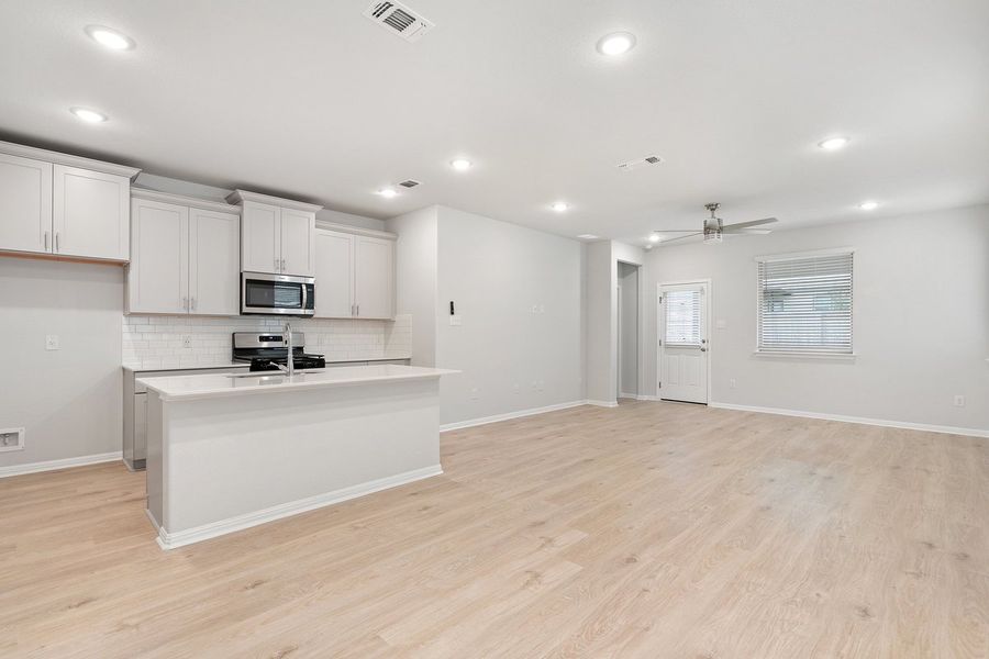 Image 5 of a home in Crosswinds.