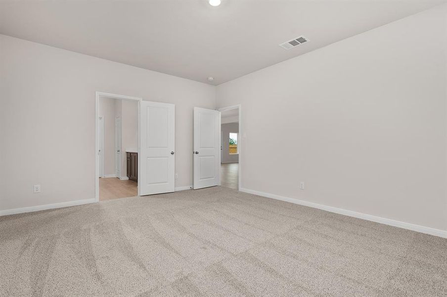 Spacious, unfurnished interior of a new home in Creekside Estates, Terrell (Image 4). Spacious, unfurnished interior of a new home in Creekside Estates, Terrell (Image 4).