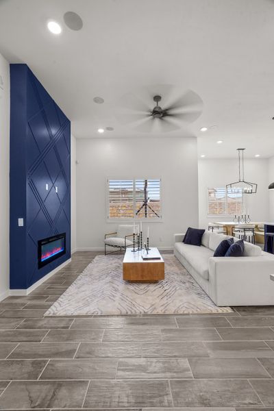 Furnished interior view inside a new home in Verdancia, El Paso (Image 4).