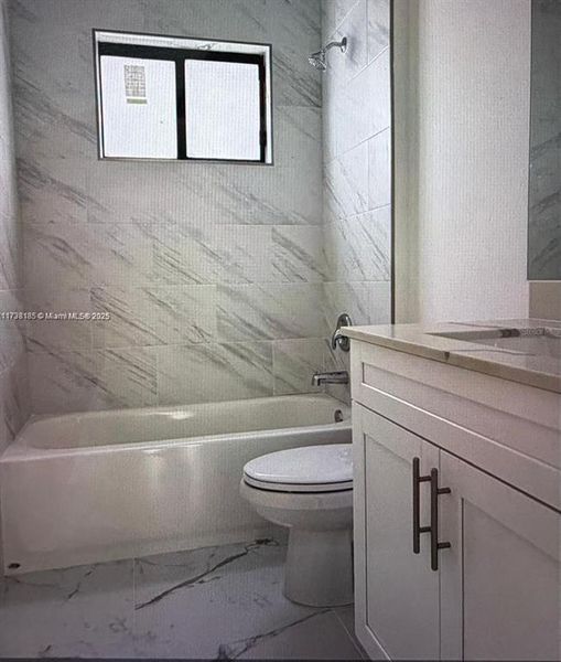 Furnished interior view inside a new home in , Cape Coral (Image 3). Furnished interior view inside a new home in , Cape Coral (Image 3).