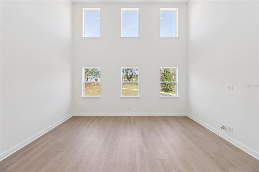 Spacious, unfurnished interior of a new home in Northlake Traditional, Winter Garden (Image 39).