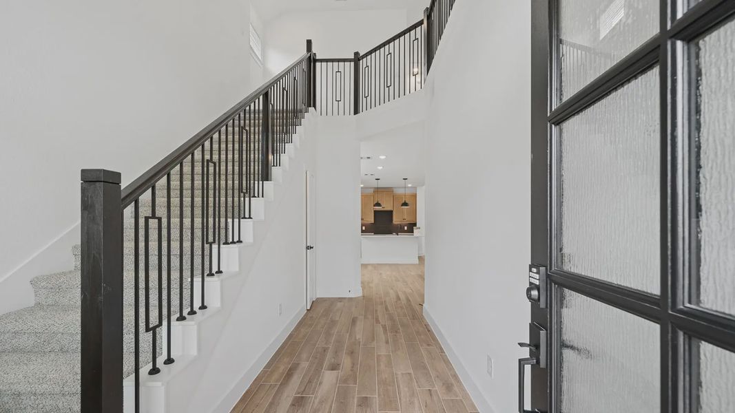 Spacious, unfurnished interior of a new home in Elyson 60's, Katy (Image 12).
