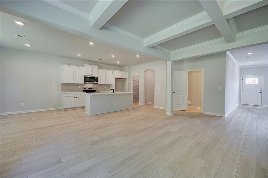Spacious, unfurnished interior of a new home in Westminster, Covington (Image 24).