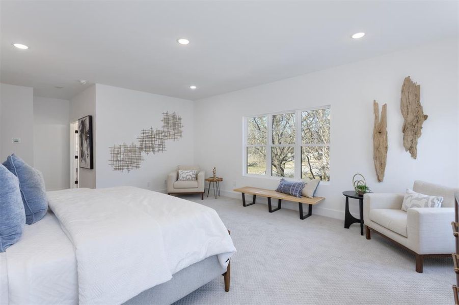 Primary has plenty of room for sitting area