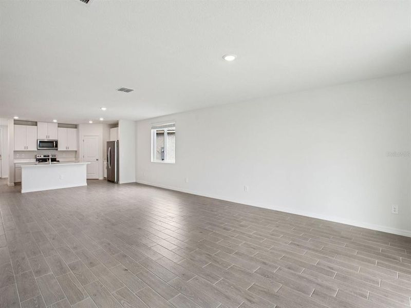 Spacious, unfurnished interior of a new home in Oakfield Trails - Classic Series, Parrish (Image 14).