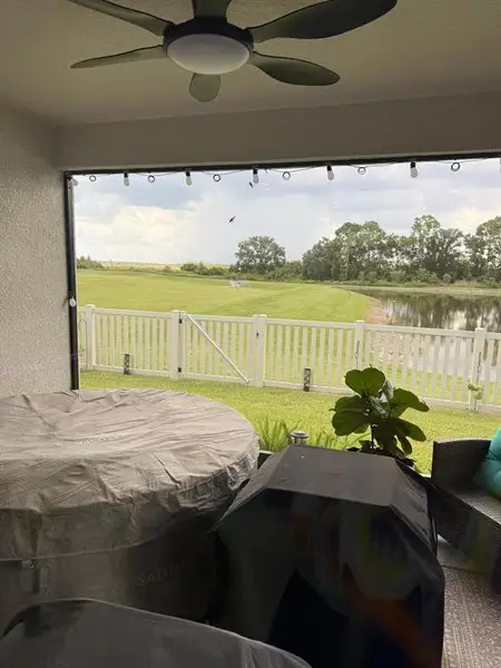 Exterior details and patio area of a home in Hammock Reserve, Haines City (Image 4).