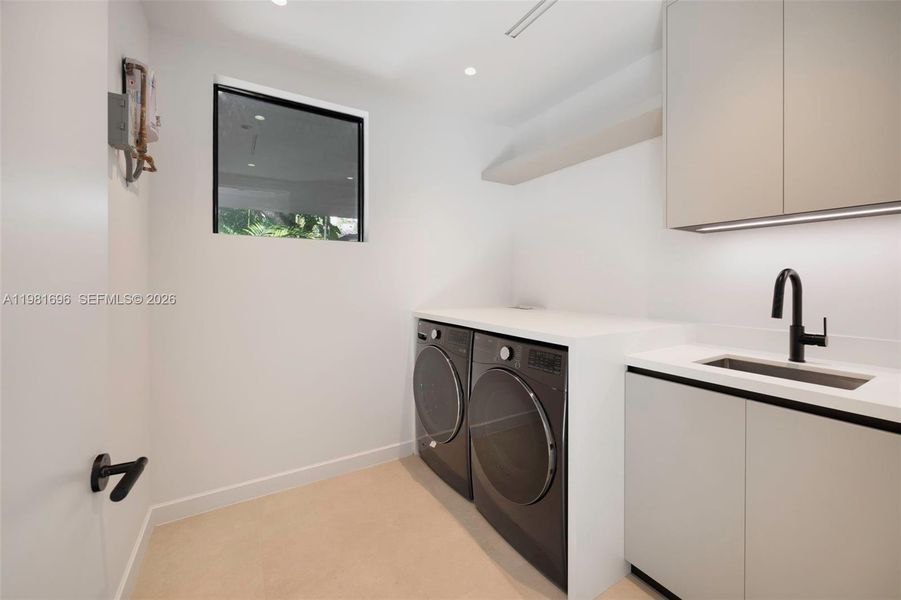 Furnished interior view inside a new home in , Miami (Image 31).