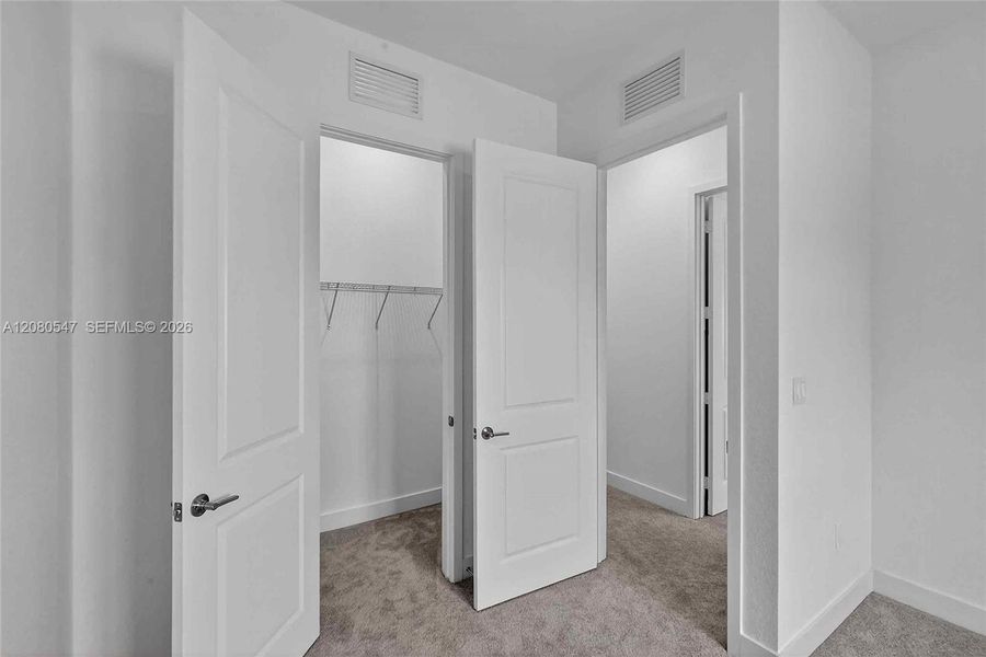 Spacious, unfurnished interior of a new home in , Homestead (Image 26).