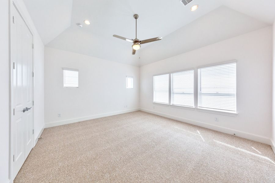 Spacious, unfurnished interior of a new home in Carroll Crest, Carrollton (Image 12). Spacious, unfurnished interior of a new home in Carroll Crest, Carrollton (Image 12).