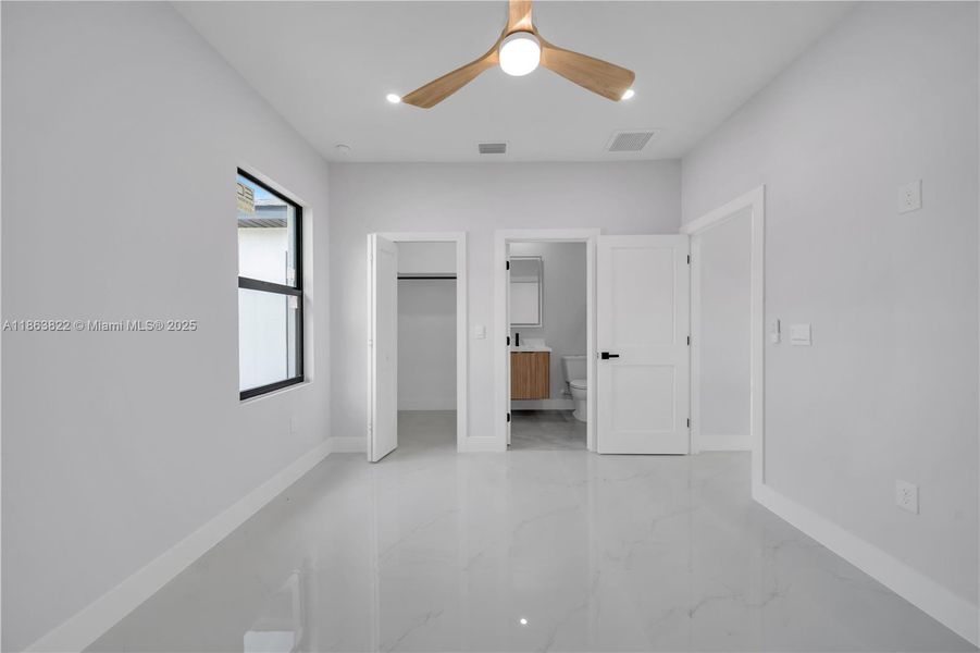 Spacious, unfurnished interior of a new home in , Cape Coral (Image 23). Spacious, unfurnished interior of a new home in , Cape Coral (Image 23).