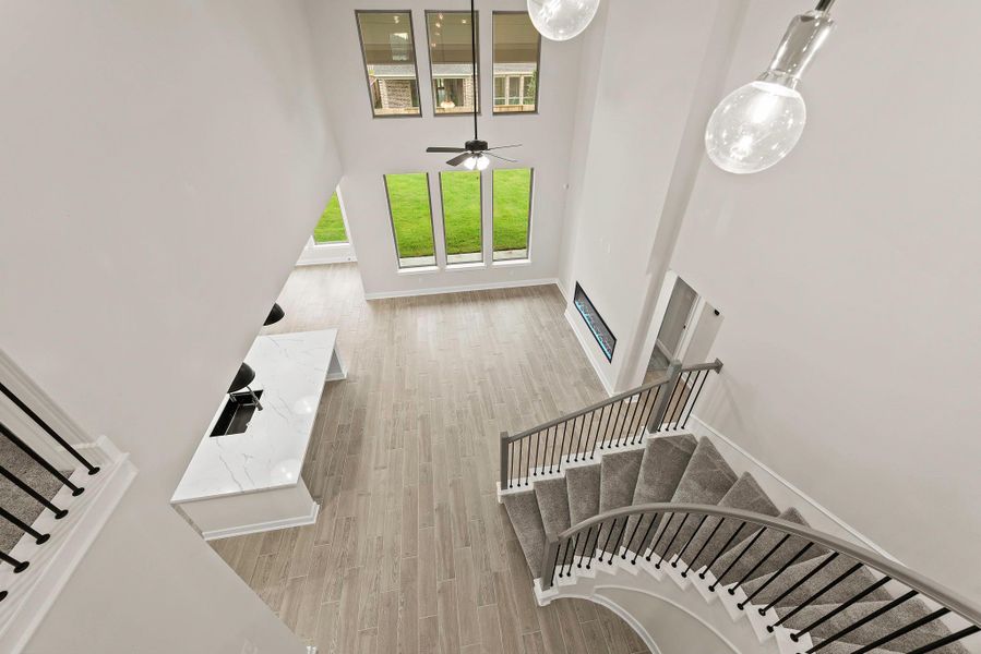 Representative image. Features, specifications, selections and colors may vary. Representative image. Features, specifications, selections and colors may vary.