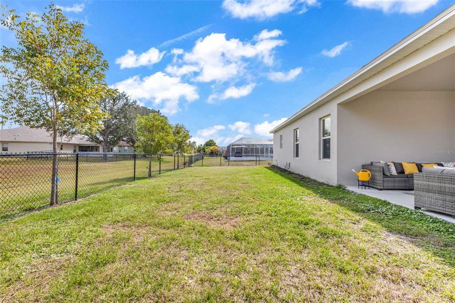 Exterior details and patio area of a home in , Punta Gorda (Image 4).