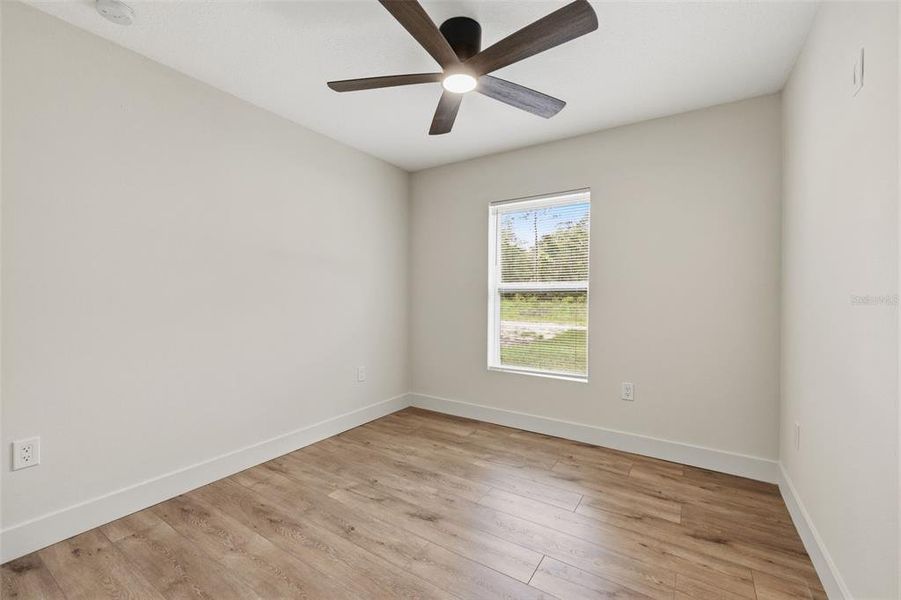 Spacious, unfurnished interior of a new home in , Crystal River (Image 18).