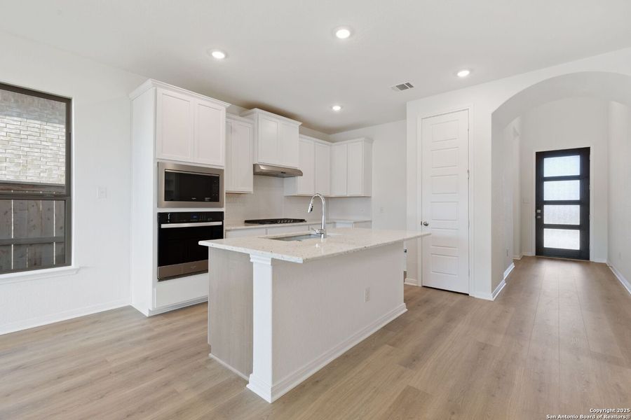 Furnished interior view inside a new home in Mayfair, New Braunfels (Image 7).