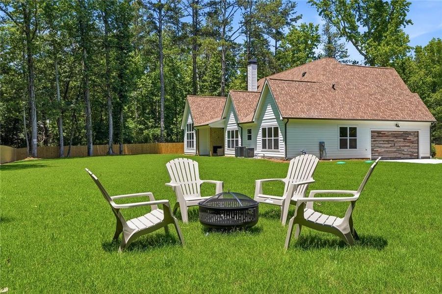 Exterior details and patio area of a home in , Powder Springs (Image 36).