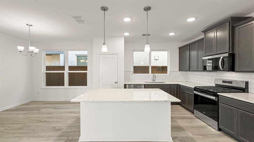 09. 3246 Summerland - Kitchen