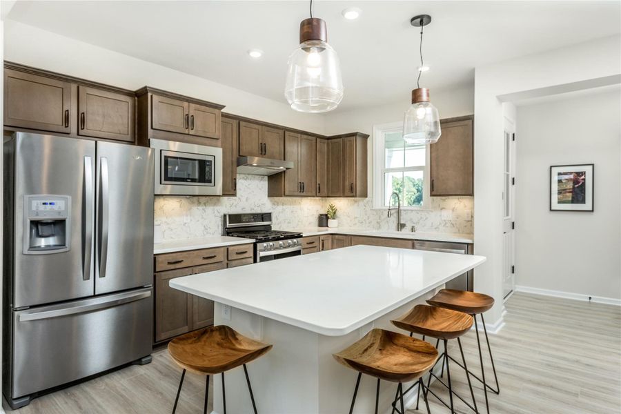 MODEL HOME images may NOT be consistent with the finished product.