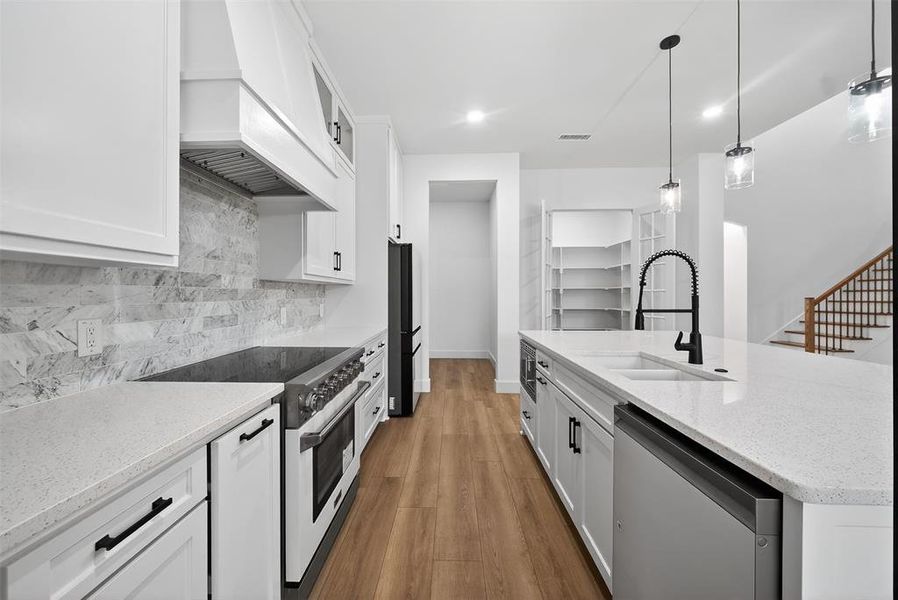 Furnished interior view inside a new home in , Ovilla (Image 10). Furnished interior view inside a new home in , Ovilla (Image 10).