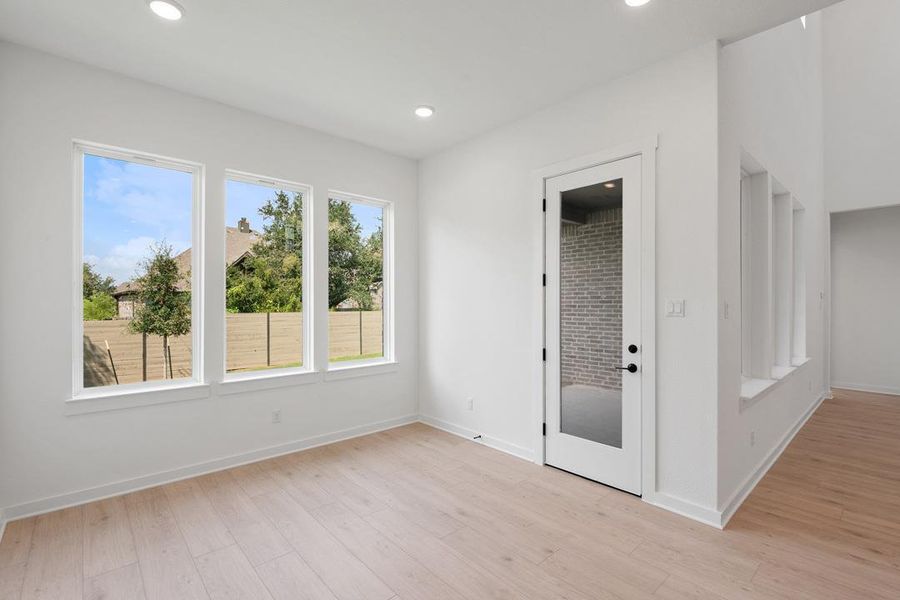 Spacious, unfurnished interior of a new home in Wolf Ranch, Georgetown (Image 16). Spacious, unfurnished interior of a new home in Wolf Ranch, Georgetown (Image 16).