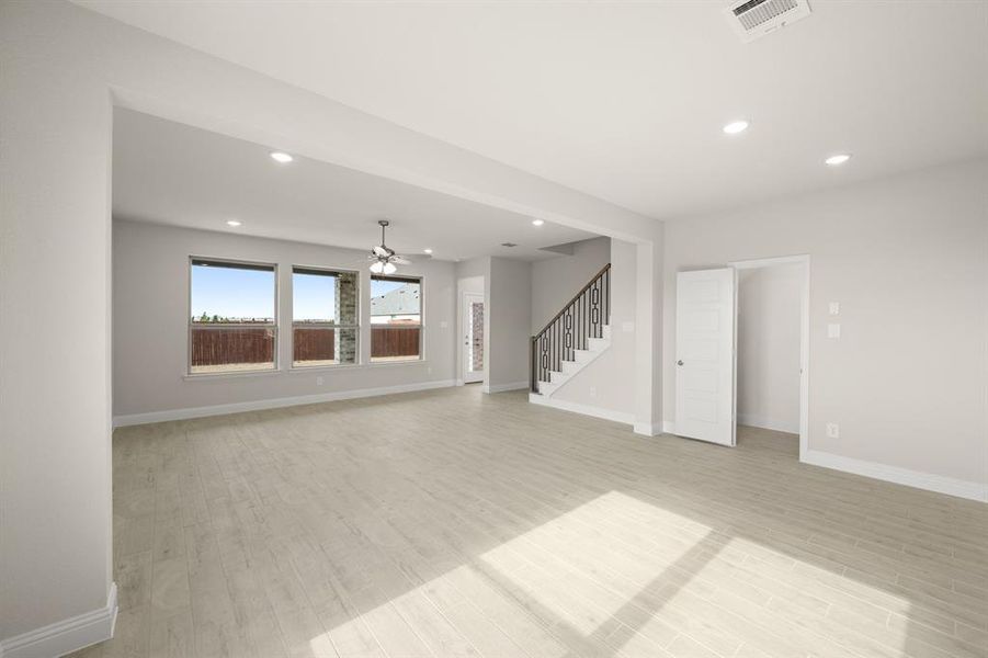 1101 Worthington- Dining-2