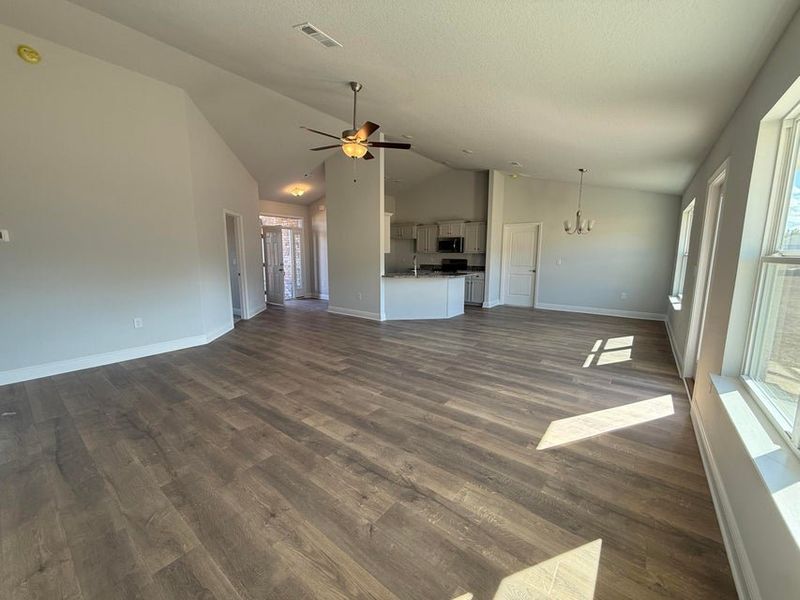 Spacious, unfurnished interior of a new home in Ashton View, Crestview (Image 6). Spacious, unfurnished interior of a new home in Ashton View, Crestview (Image 6).