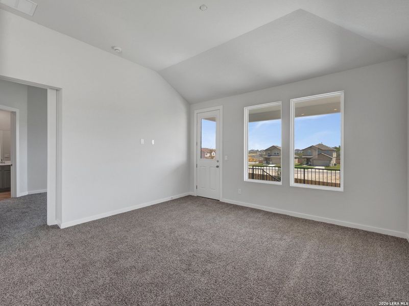 Spacious, unfurnished interior of a new home in , San Antonio (Image 13).