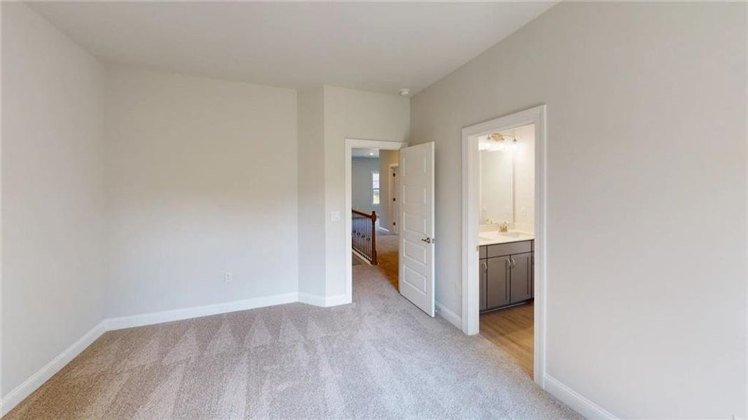 Spacious, unfurnished interior of a new home in Mirror Lake at South Harbour, Villa Rica (Image 24).