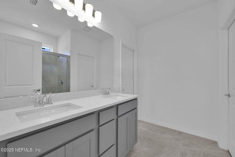 Furnished interior view inside a new home in Hyland Trail, Green Cove Springs (Image 5). Furnished interior view inside a new home in Hyland Trail, Green Cove Springs (Image 5).