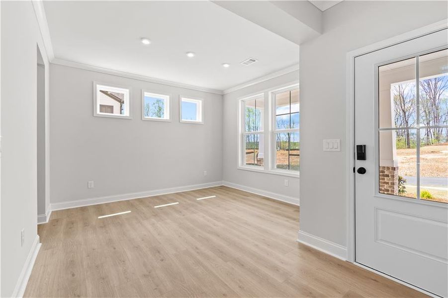 Spacious, unfurnished interior of a new home in Acacia, Cumming (Image 18).