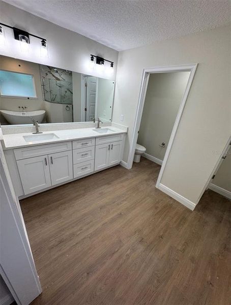 Furnished interior view inside a new home in , Citrus Springs (Image 5).