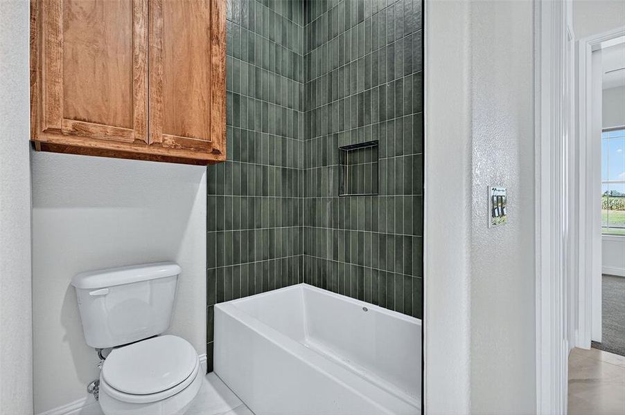 Furnished interior view inside a new home in , Sherman (Image 16).