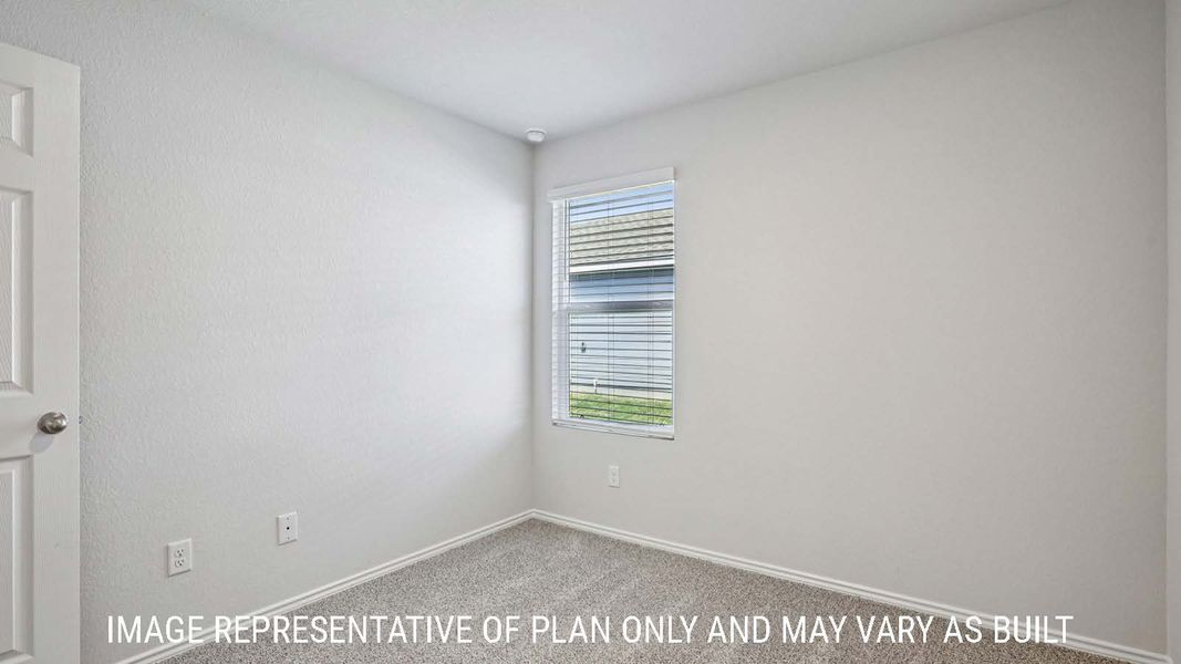 Representative unfurnished interior of a home built from the Barton by D.R. Horton in Pecan Creek, Temple (Image 24).