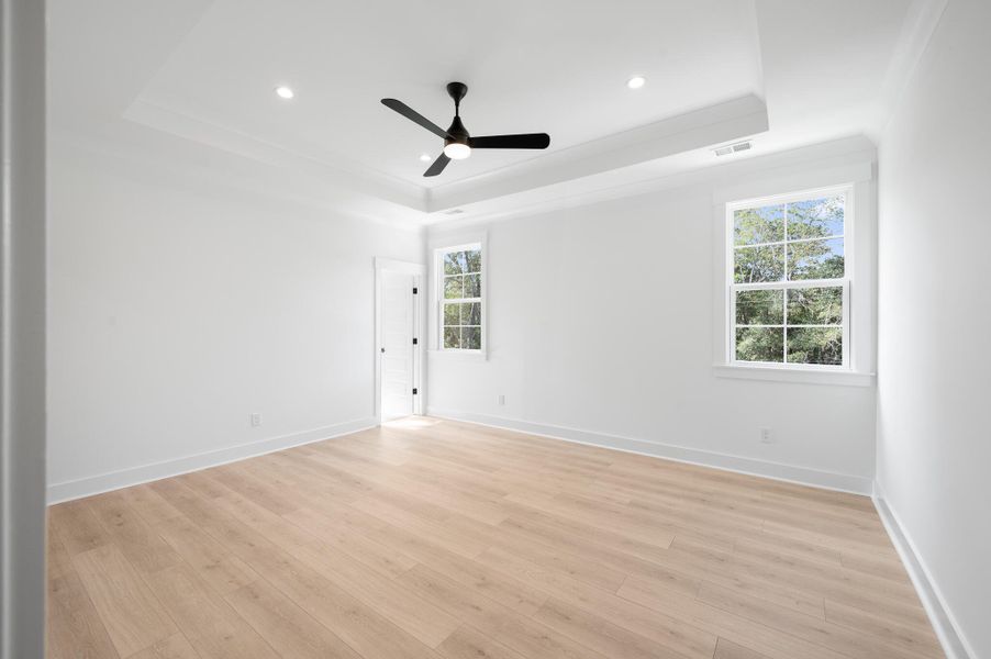Spacious, unfurnished interior of a new home in Ferryboat Landing, Charleston (Image 25). Spacious, unfurnished interior of a new home in Ferryboat Landing, Charleston (Image 25).
