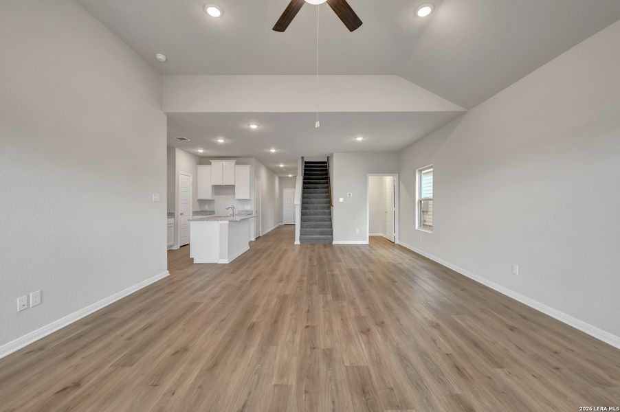 Spacious, unfurnished interior of a new home in Hunters Ranch, San Antonio (Image 51).