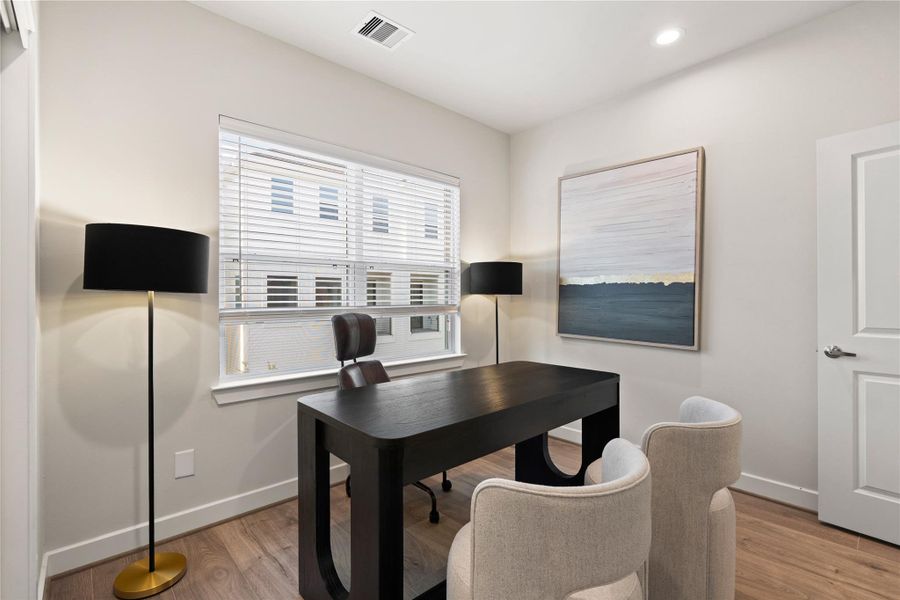 Furnished interior view inside a new home in Willowbend Point, Houston (Image 15).