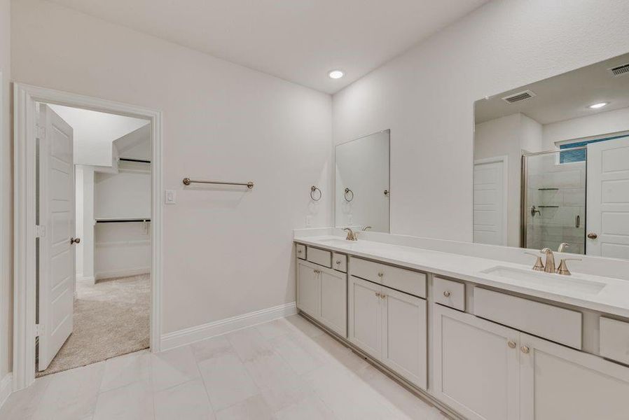 Furnished interior view inside a new home in Creekside of Crowley, Crowley (Image 16).
