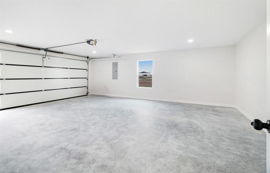 Spacious, unfurnished interior of a new home in , Sumner (Image 26). Spacious, unfurnished interior of a new home in , Sumner (Image 26).