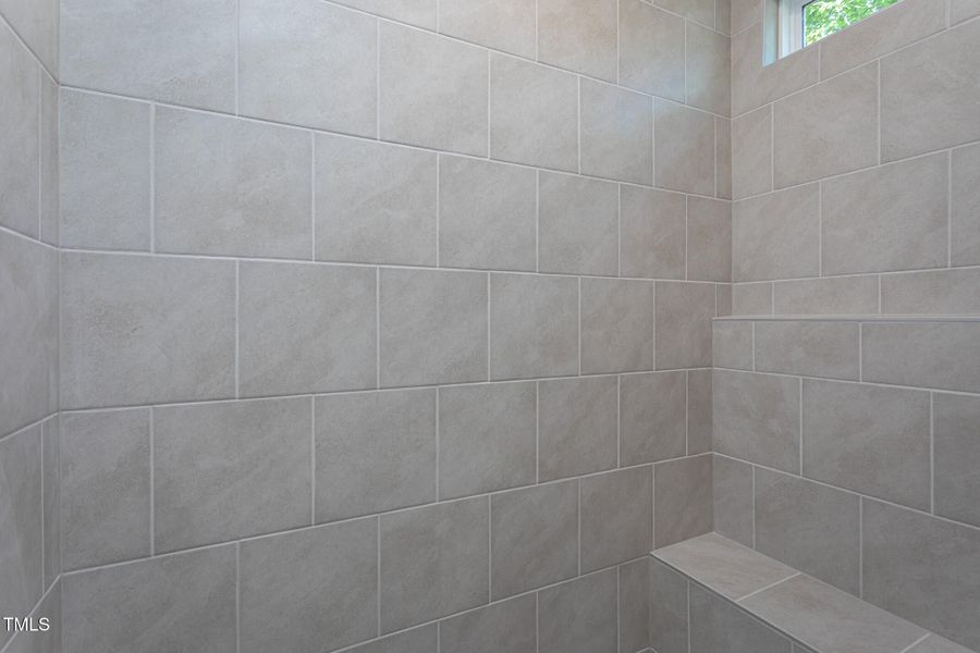 coleman-6069-jones-47 coleman-6069-jones-47