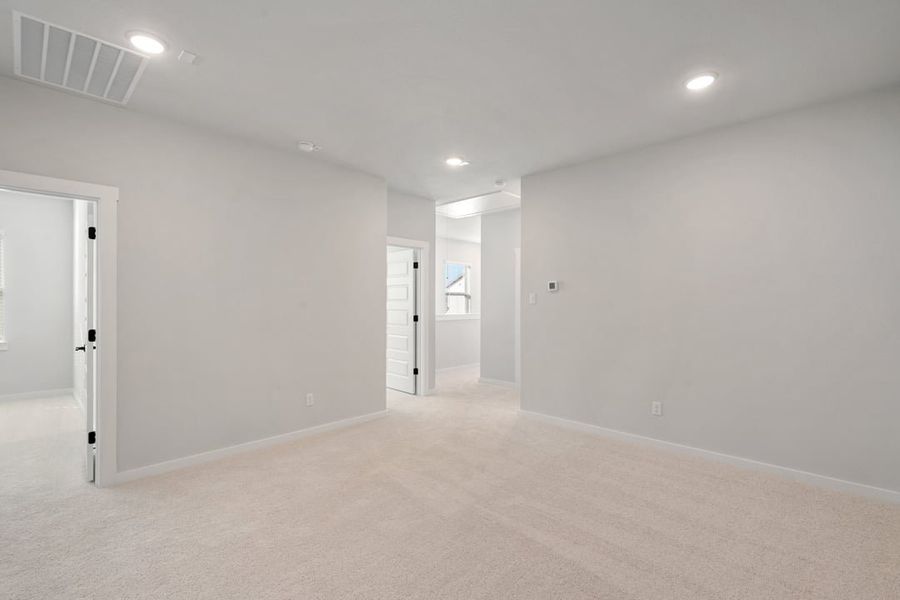 Spacious, unfurnished interior of a new home in Union Collection at Park Central, Georgetown (Image 35).