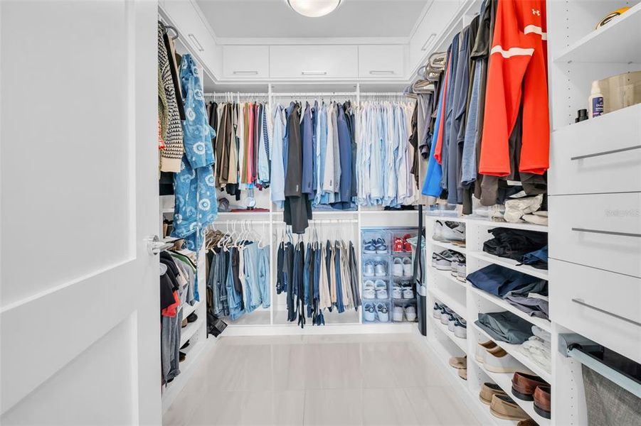 Close-up of interior finishes inside a home in , St. Petersburg (Image 23).